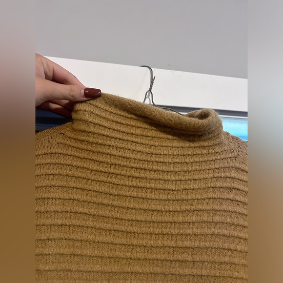 CLEO PETITE mock neck turtle neck S - Picture 6 of 6